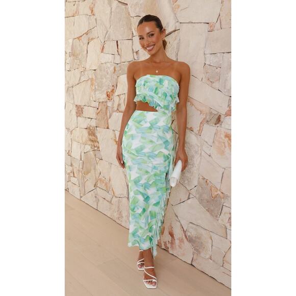 Billy J Zinnia Midi Dress Green Floral - Picture 1 of 8